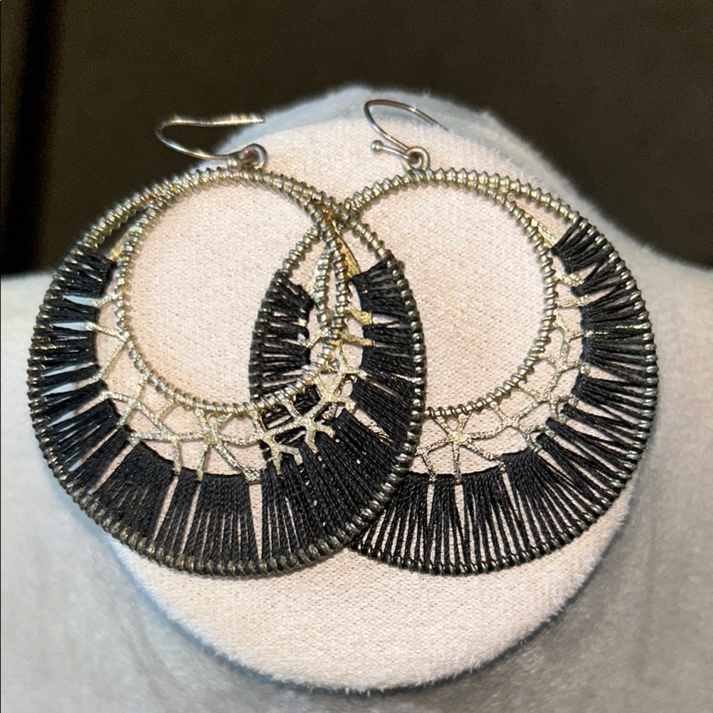 Boho Thread Elegant Black and Gold Hoop Earrings